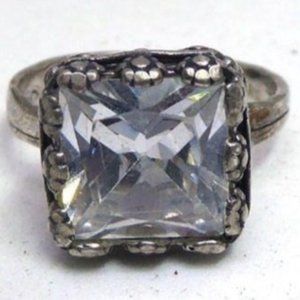 Beautiful Sterling Silver Ring Clear Stone Lovely Setting Golan Goldex Size 6.5